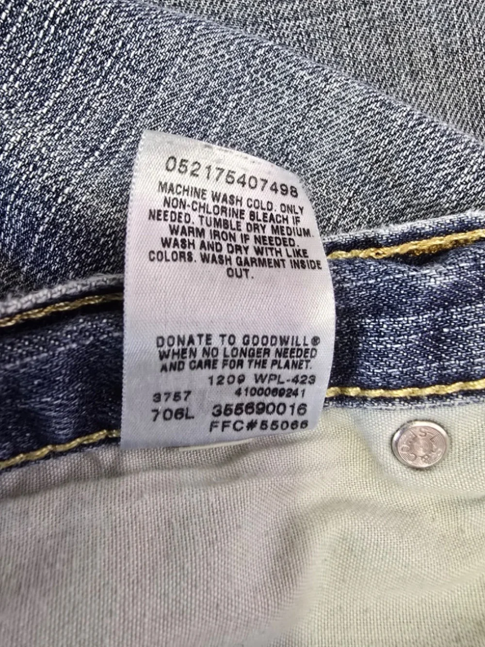 Levi’s 569 Loose Straight Denim Shorts Jorts Men’s 34 Medium Wash 100% Cotton